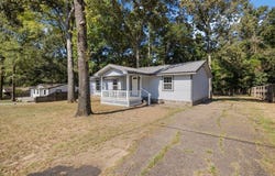 1605 N LARISSA ST, Longview, TX 75604