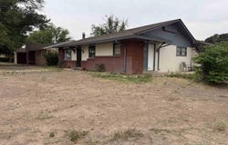 1502 S 21st Street, Artesia, NM 88210