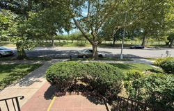 80-28 193rd St, Fresh Meadows, NY 11423