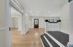 241 Summit Avenue, Hackensack, NJ 07601