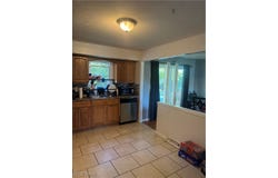 20704 Gardenview Drive, Maple Heights, OH 44137