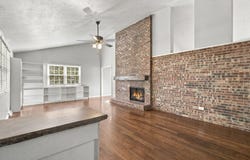 2904 E Eastmoor Drive, Springfield, MO 65804
