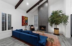 20 E LOS ARBOLES Circle, Tempe, AZ 85284