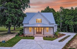 541 Oak Lawn Rd., Georgetown, SC 29440