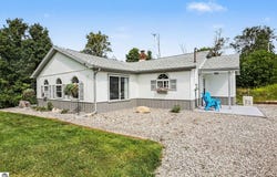 5387 E M-55, Hale, MI 48739