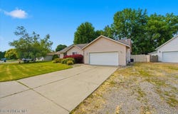 8479 N Summerfield Loop, Hayden, ID 83835