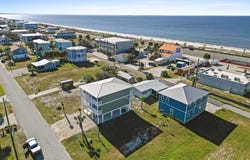 717 Fortner Ave, Mexico Beach, FL 32456