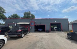 1006 W 6th Street, Irving, TX 75060
