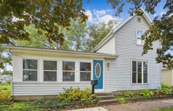 309 Iowa Street, Cedar Falls, IA 50613