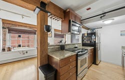 240 Jackson St, Lowell, MA 01852