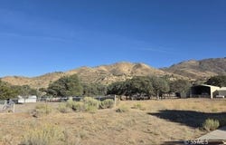 3804 Flicker Rd, Lake Isabella, CA 93240