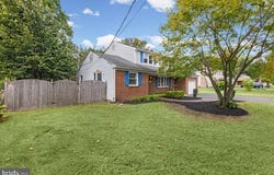 263 FELLOWSHIP Road, MOORESTOWN, NJ 08057