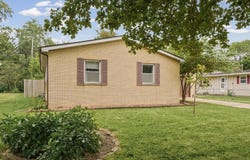 912 Frank Drive, Champaign, IL 61821