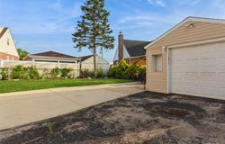 91 Grant Drive E, Valley Stream, NY 11580