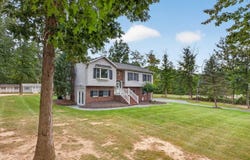 9779 S EAST SIDE HWY, ELKTON, VA 22827