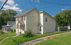 421 High Street, Paris, KY 40361