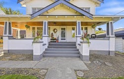 910 S Lake St, Colfax, WA 99111