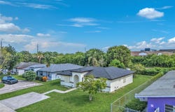 370 NW 14th St, Pompano Beach, FL 33060
