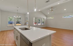 10765 Linohau Way, Diamondhead, MS 39525