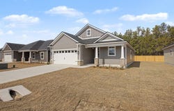 120 Divine Loop, Crawfordville, FL 32327