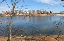 95 CRAVENS Rd, Savannah, TN 38372