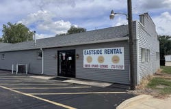 2612 Broad Street, New Castle, IN 47362-3401