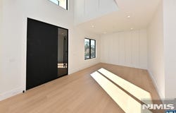 119 Arnot Place, Paramus, NJ 07652