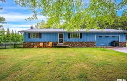 101 DELLA Street, Spring Bay, IL 61611