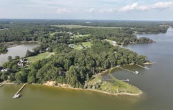 35204 BLUFF DR, BELLE HAVEN, VA 23306