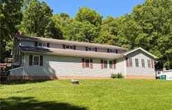 526 E River Rd, Mahoning Twp, PA 16116