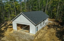 17 Oak Ridge W, Wiscasset, ME 04578