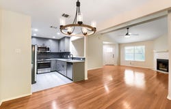 9616 Holly Springs Dr, Austin, TX 78748