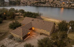 7033 W Hells Gate Drive, Strawn, TX 76475