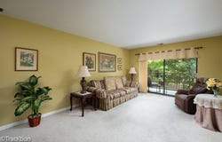 1702 Mill Street, Des Plaines, IL 60016
