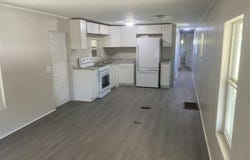 4 Crest Ave, Mount Dora, FL 32757