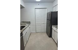 800 Scotia Dr, Hypoluxo, FL 33462