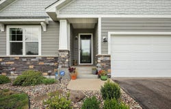 9082 Jade Circle N, Lake Elmo, MN 55042