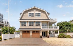 17 Randolph Avenue, Strathmere, NJ 08248