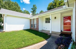 2000 Cherry Creek Circle, Bryant, AR 72022