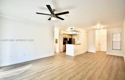2474 Centergate Dr, Miramar, FL 33025