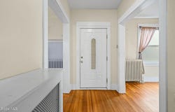 18 Oakwood Street, Albany, NY 12208