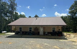 1561 Coon Hollow Rd, Sunbright, TN 37872