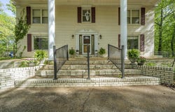 101 BOB St, Selmer, TN 38375