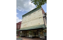 15 East Square, Washington, GA 30673