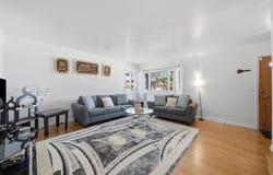 8663 Gregory Lane, Des Plaines, IL 60016
