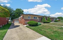 28371 Los Olas Drive, Warren, MI 48093