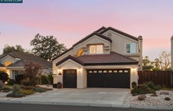 1280 Saint Andrews Dr, Discovery Bay, CA 94505
