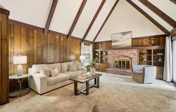 2201 W 120th Street, Leawood, KS 66209