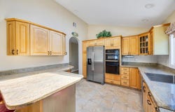25 Laurel Place, Bethpage, NY 11714