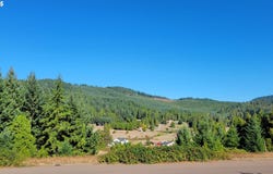 Hiland Ranch Dr, Oakridge, OR 97463
